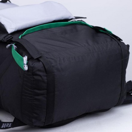 Рюкзак туристический, 80 л, отдел на молнии, 3 наружных кармана, цвет чёрный/зелёный/серый
