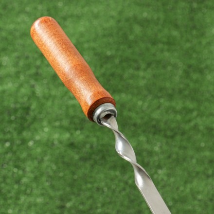 Шампур с деревянной ручкой &quot;Премиум&quot;, 60 х 1,1 см, нержавеющая сталь 2 мм